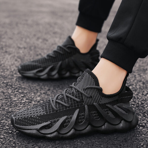 Fashion Sneakers With Wave Sole Cool Sports Shoes Men - Image 2